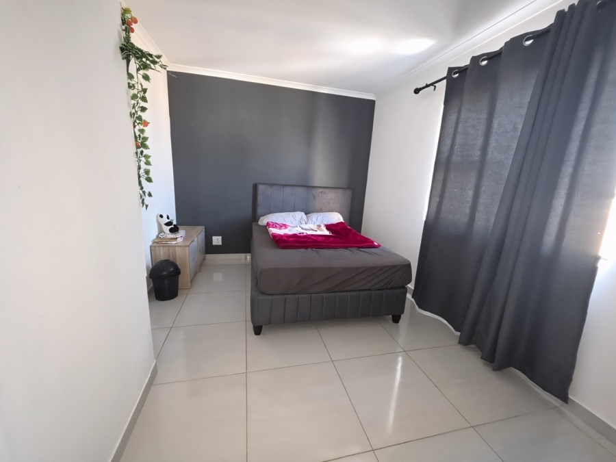 To Let 2 Bedroom Property for Rent in Parklands Western Cape